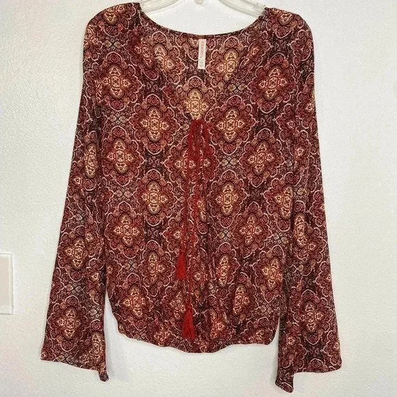 Xhilaration Surplice Wrap Paisley Boho Blouse - Picture 2 of 6